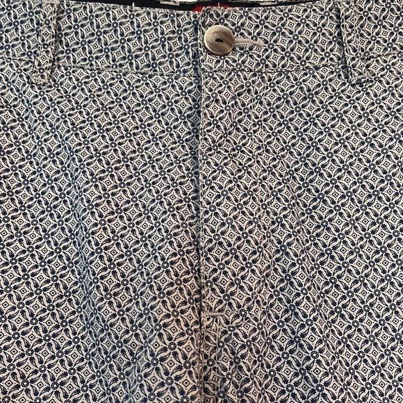 Zara Man patterned Shorts Size 30 - Picture 2 of 4